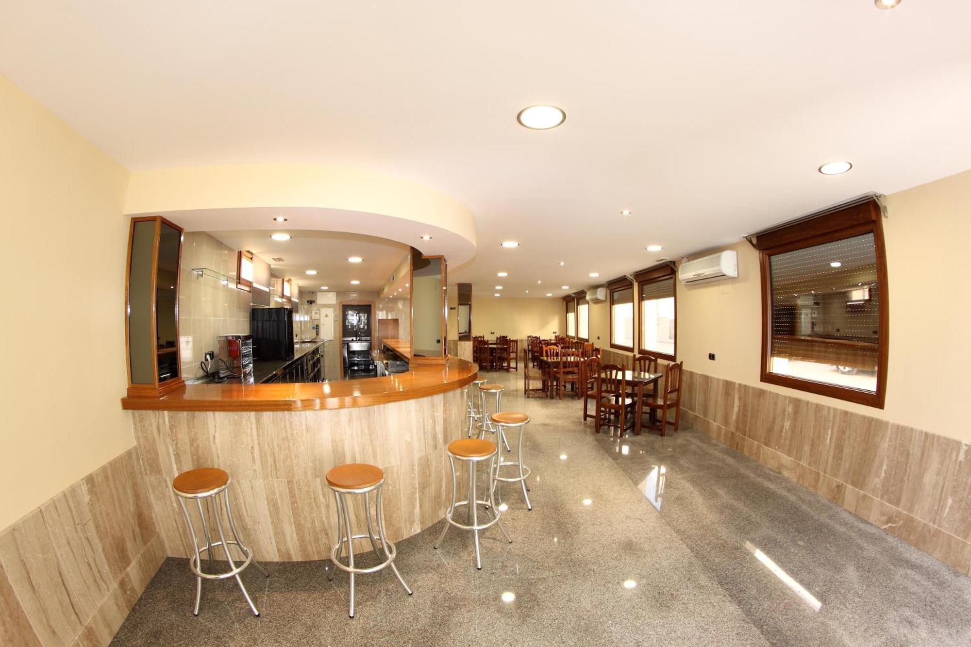 Hotel Albanta La Lantejuela Exterior foto